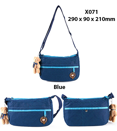 Túi xách học sinh Oxford X071, chất liệu Polyester chống nước tốt.