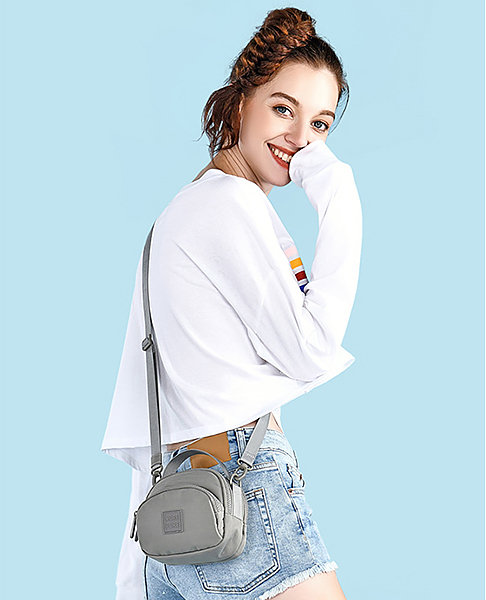 Túi đeo chéo xinh xắn nhiều màu sắc HOTSTYLE MP18B2336D.