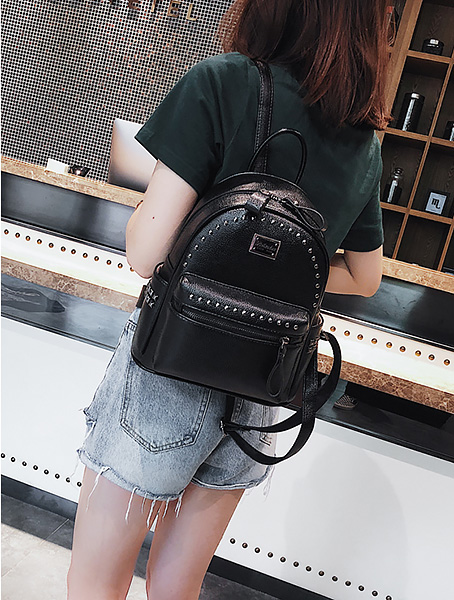 Balo thời trang chất liệu Pu không thấm nước  tiện lợi đựng được nhiều đồ V8698.