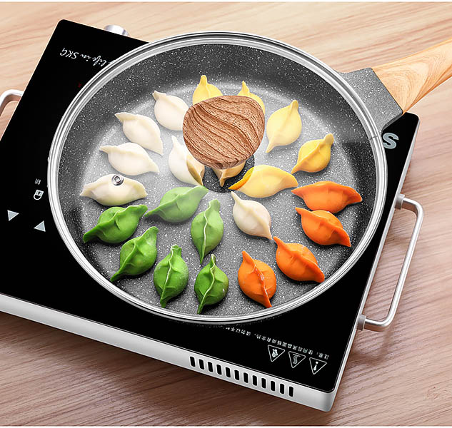 Chảo nhôm chống dính tròn tay cầm gỗ Umetre UM3028.