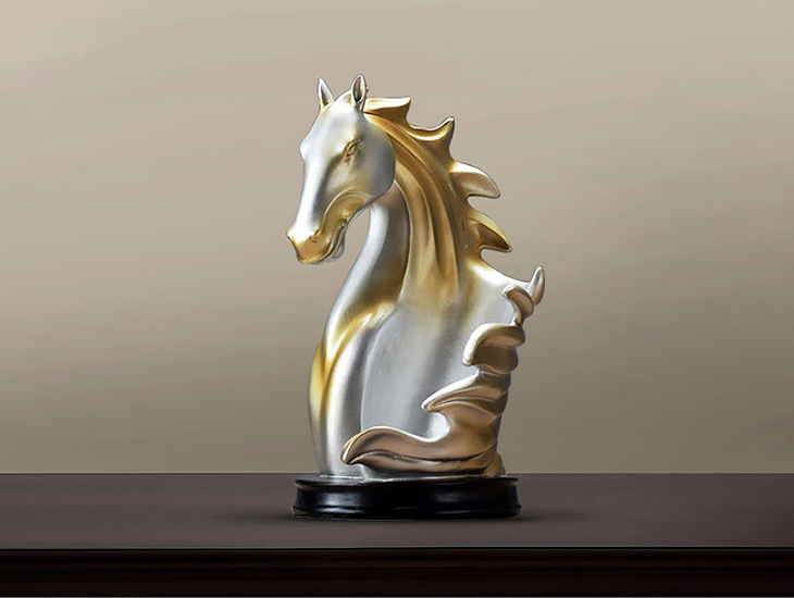 Giá đỡ rượu Vang nhựa thông mẫu con ngựa Jianlin JL002