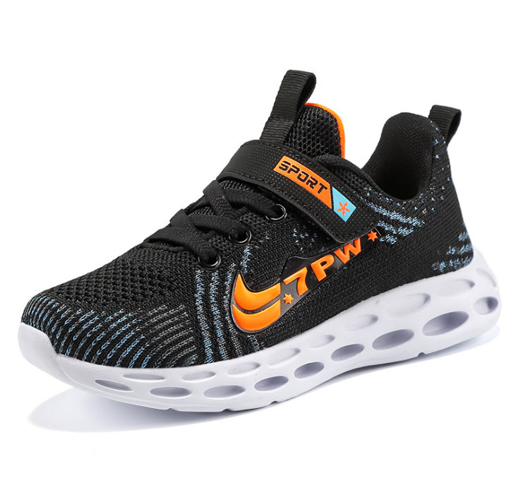 Giày sneaker thể thao bé trai Public QBW7067