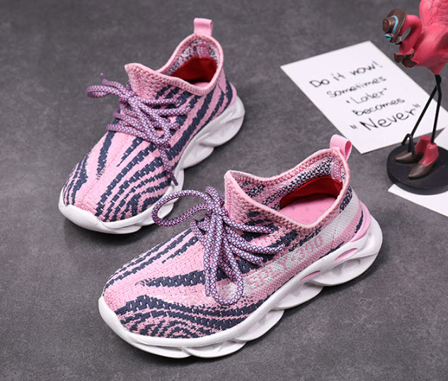 Giày sneaker bé trai Public TNM810