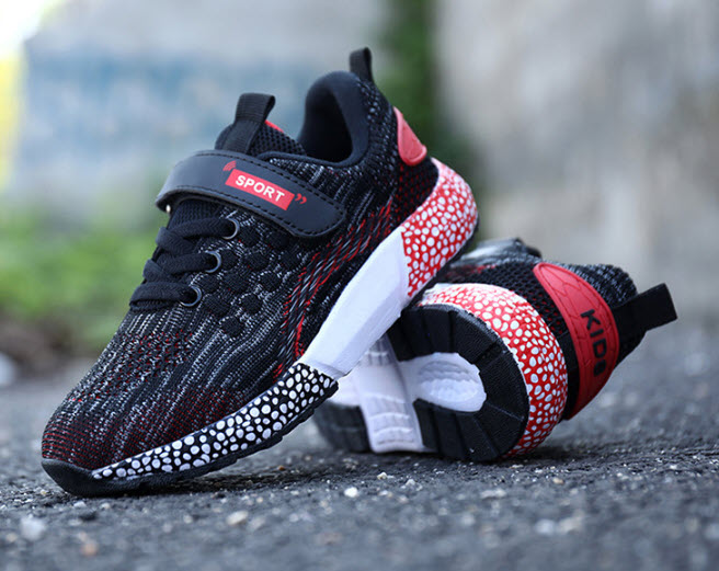 Giày sneaker bé gái Public TNM807