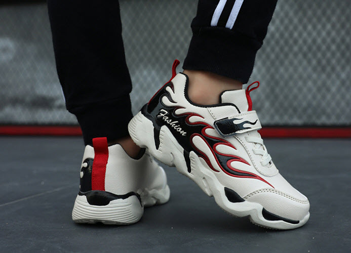 Giày sneaker bé trai Public XF1905