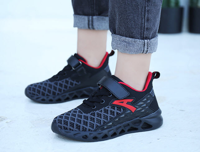 Giày sneaker trẻ em unisex Juvenile BBX952