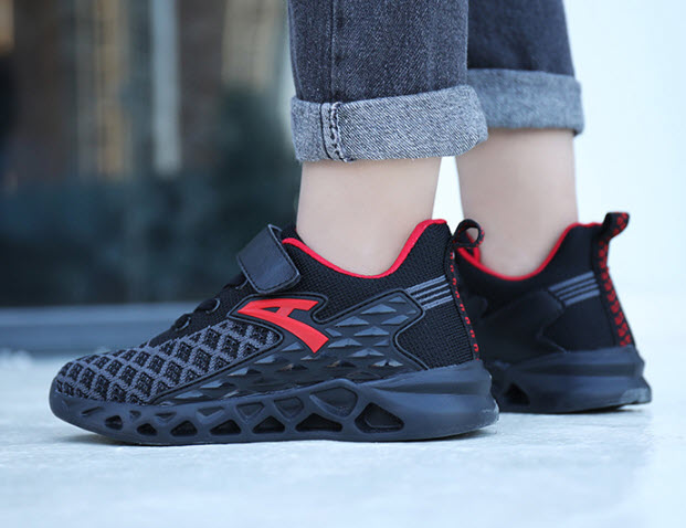 Giày sneaker trẻ em unisex Juvenile BBX952