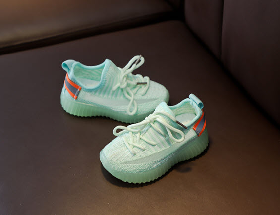 Giày sneaker bé gái Yiwu YW9356