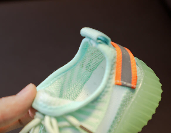 Giày sneaker bé gái Yiwu YW9356