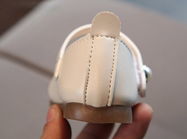 Giày sandals bé gái Yiwu YW7968