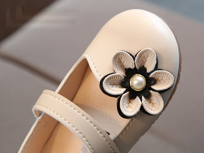 Giày sandals bé gái Yiwu YW7968