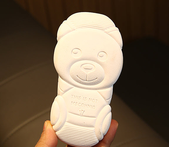 Giày sneaker bé trai Yiwu YW2250