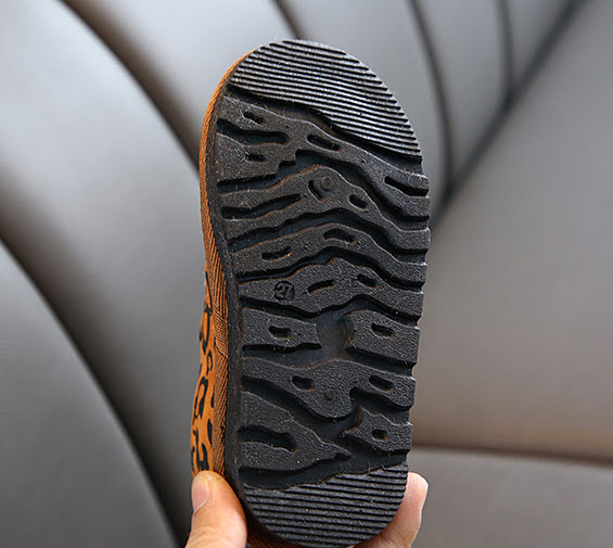 Giày sneaker trẻ em 15 - 20cm Yiwu YW2724
