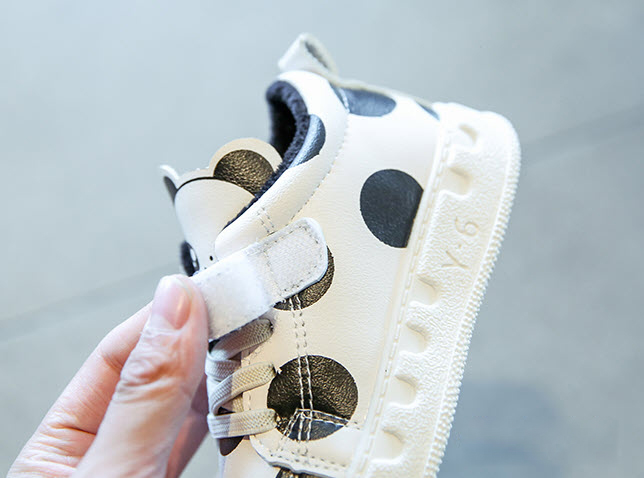 Giày sneaker trẻ em 14 - 18.5cm Yiwu YW3293