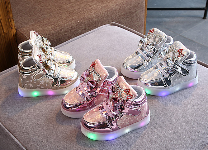 Giày sneaker bé gái 13 - 18cm Yiwu YW9596