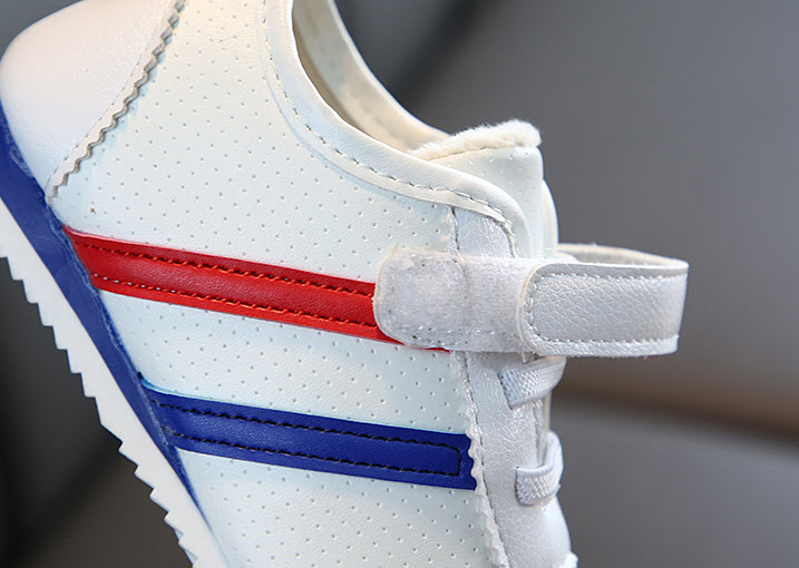 Giày sneaker bé trai 14 - 18cm Yiwu YW3651