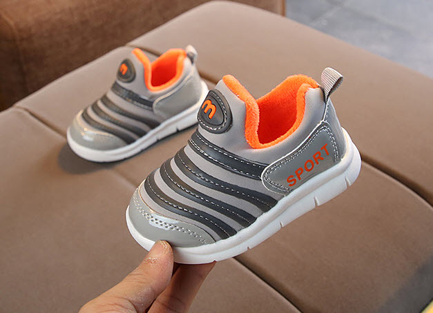 Giày sneaker bé trai 13 - 15cm Yiwu YW6923