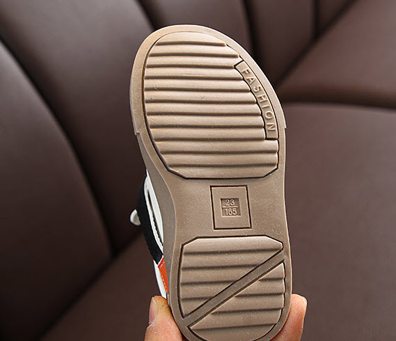Giày sneaker bé trai 13 - 19cm Yiwu YW8153