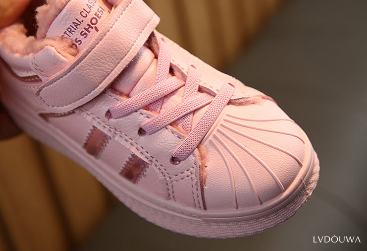 Giày sneaker bé gái 17 - 22cm Yiwu YW4052