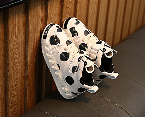Giày sneaker bé trai 14 - 18cm Yiwu YW9606