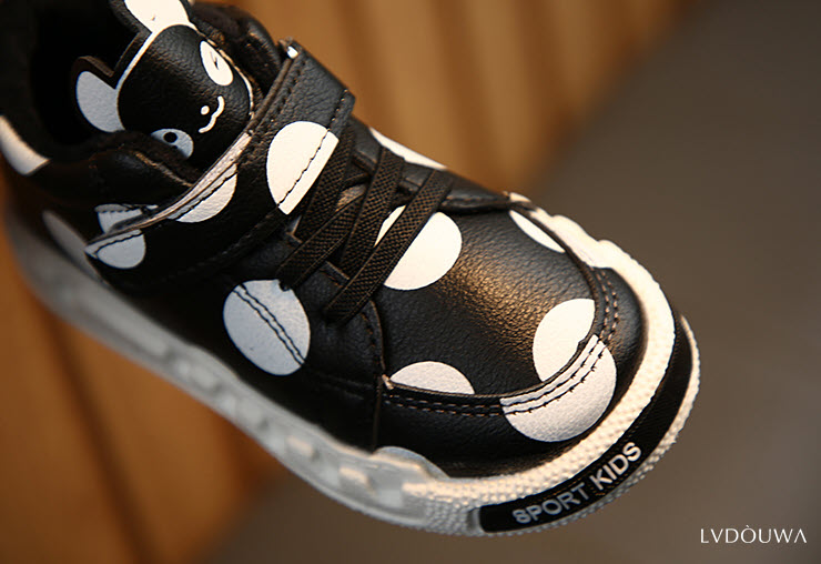 Giày sneaker bé trai 14 - 18cm Yiwu YW9606