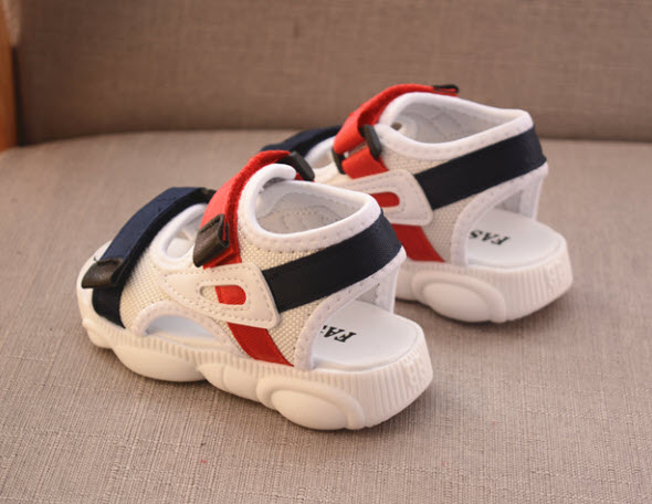 Giày sandals bé trai 14 - 19cm Yiwu YW1954