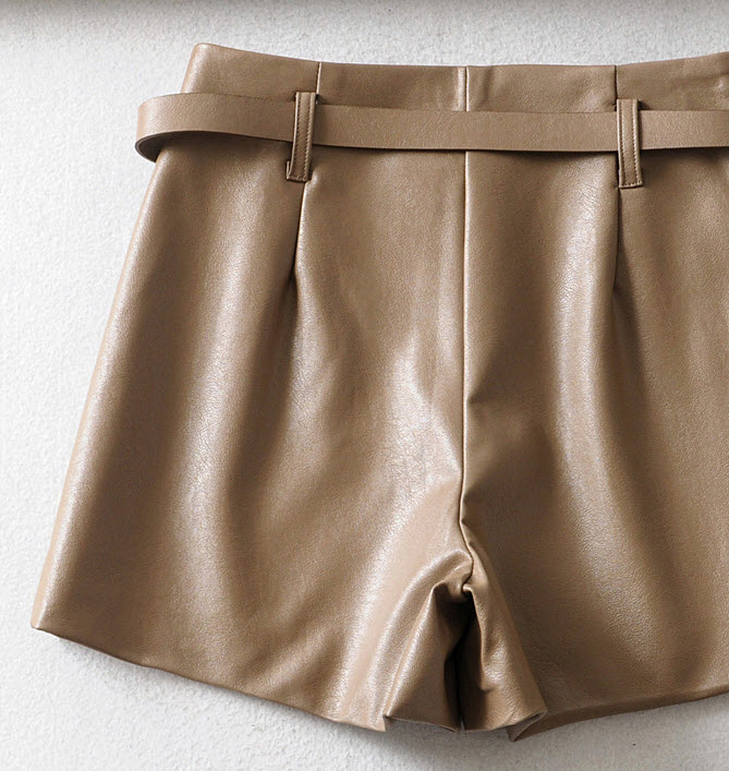 Quần short nữ da PU ASG254