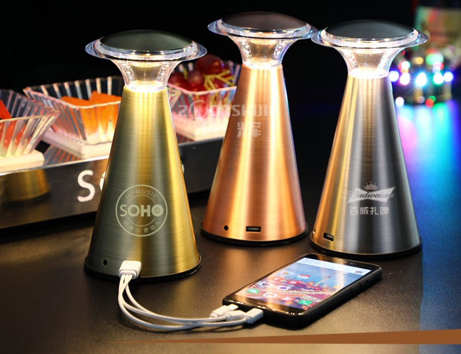 Đèn bàn LED có sạc hình nấm dùng cho nhà hàng quán bar Zuohui ZH001.