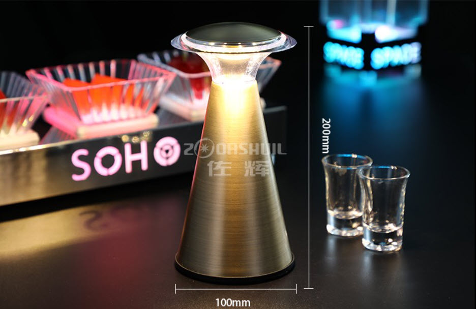 Đèn bàn LED có sạc hình nấm dùng cho nhà hàng quán bar Zuohui ZH001.