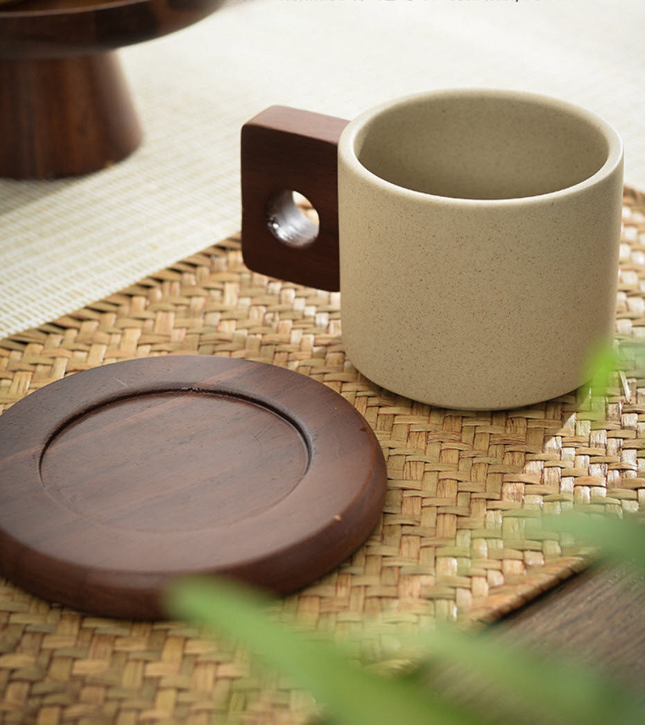 Ly cà phê ly trà sữa nóng 300ml gốm sứ tay cầm kèm đế gỗ OEM YYT1610