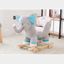 Bập bênh cho bé BBTE03 dạng thú nhồi bông hình con voi có bánh xe.