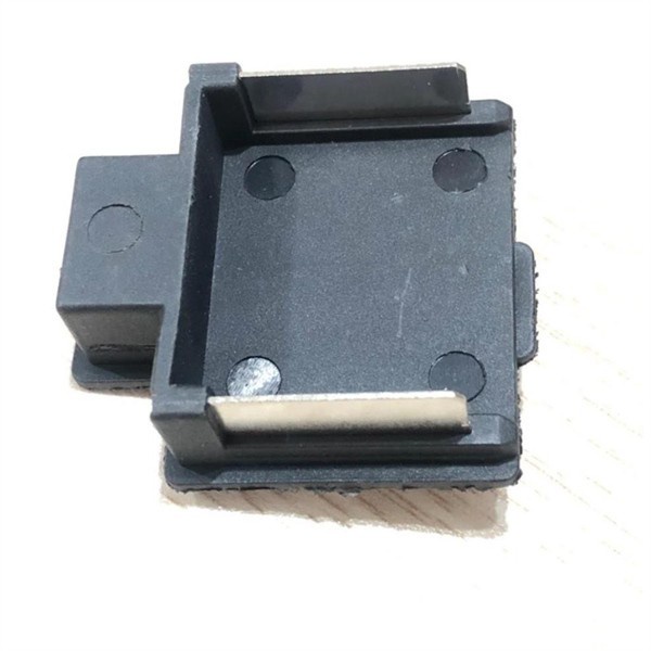 Linh kiện tháo máy, đế chân pin Makita