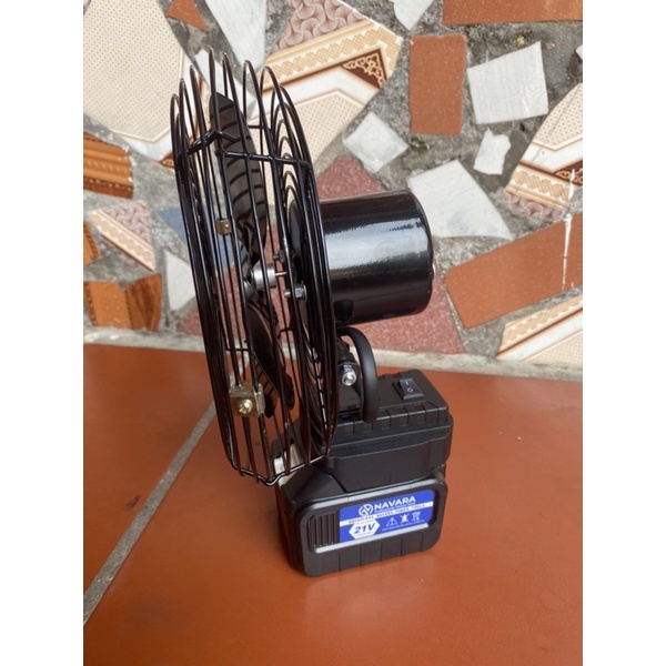 Quạt chạy pin Makita 8 inch, sài chung pin Makita 14,4v - 21v