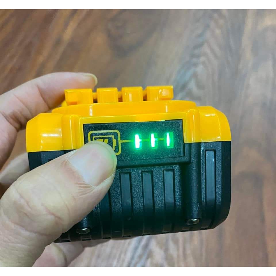 Máy siết bulong Dewalt DCF887 20v động cơ không chổi than, máy khỏe thời gian sử dụng pin 3-4 tiếng liên tục