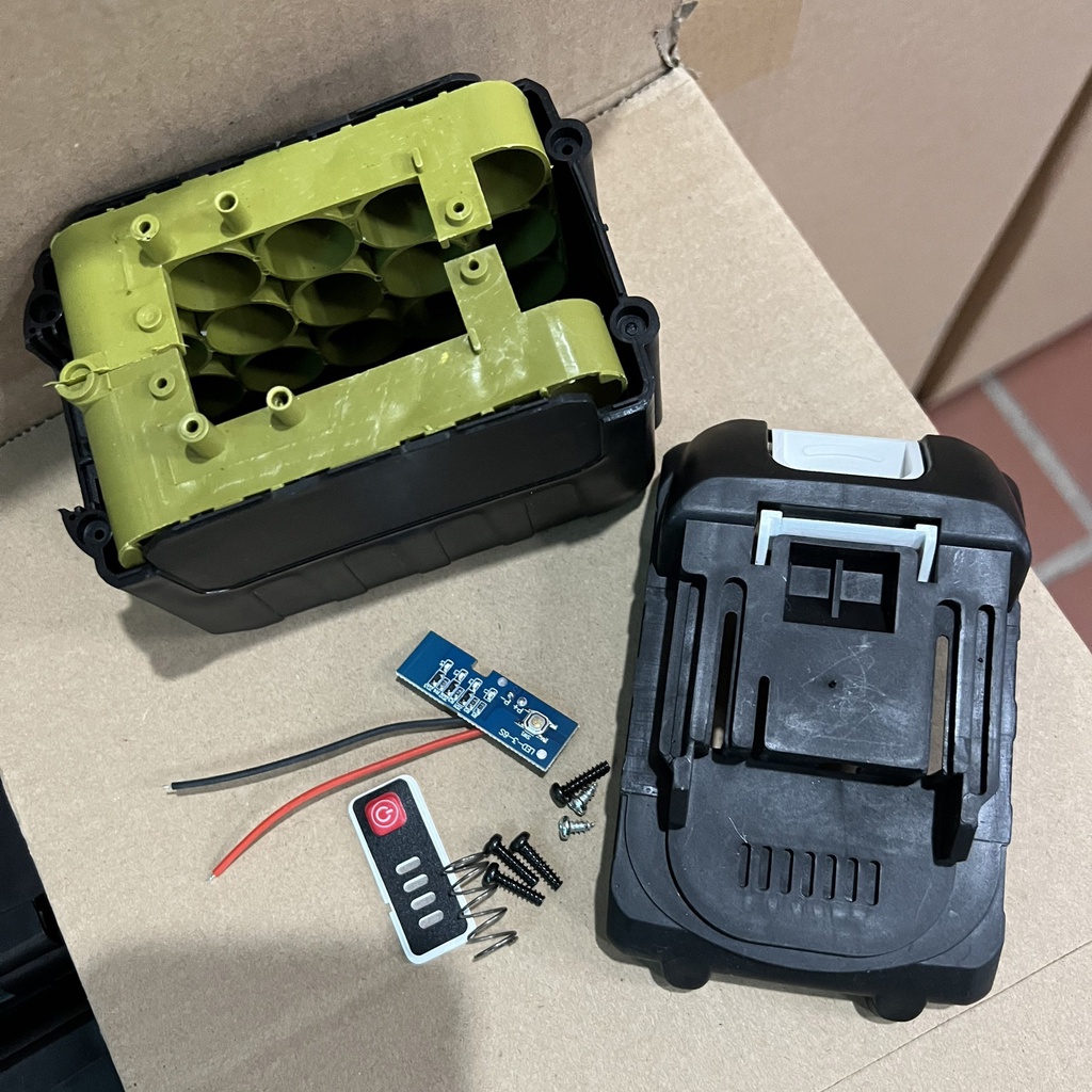 Vỏ Pin 15 Cell Chống Sốc, Chống Va Đập Full Phụ Kiện
