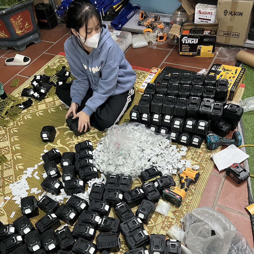 Vỏ Pin 15 Cell Chống Sốc, Chống Va Đập Full Phụ Kiện