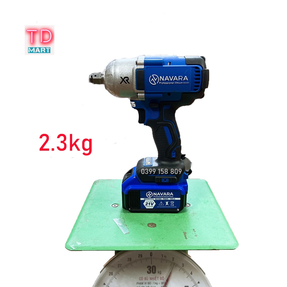 Máy siết bulong NAVARA 21V lực Siết 880N.m siêu khỏe tặng 5 đầu khẩu