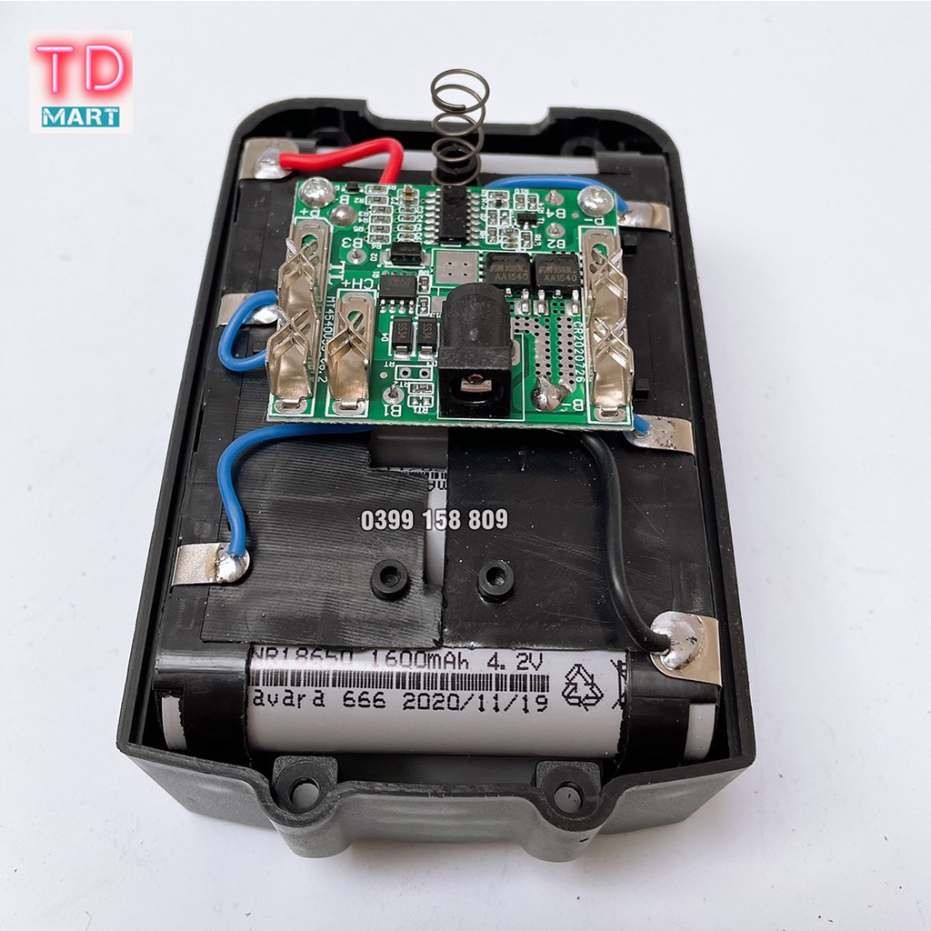 Thân Máy Thổi Bụi Dùng Pin 20V MAKUTE CPB001