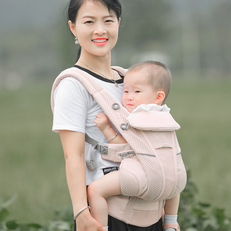 Địu cho bé Kidsworld Omni Breeze trợ lực 4 tư thế với vải SoftFlex siêu mát,có mũ che cho bé từ sơ sinh đến 4 tuổi