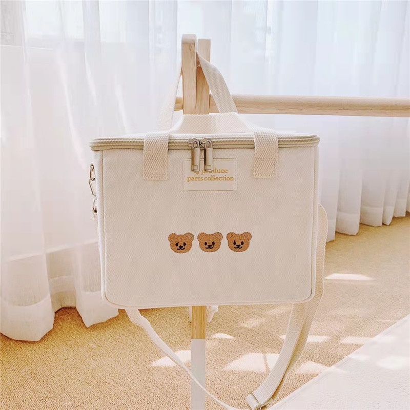 Túi bỉm sữa giữ nhiệt KidsWorld ChezBeBe thêu hình gấu kiểu Hàn Quốc dễ thương cho mẹ và bé