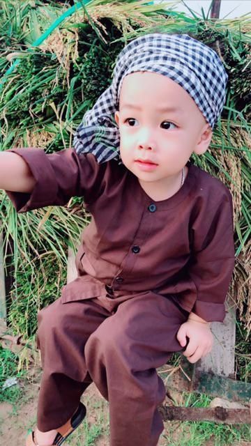 Combo bộ bà ba và khăn rằn cho bé