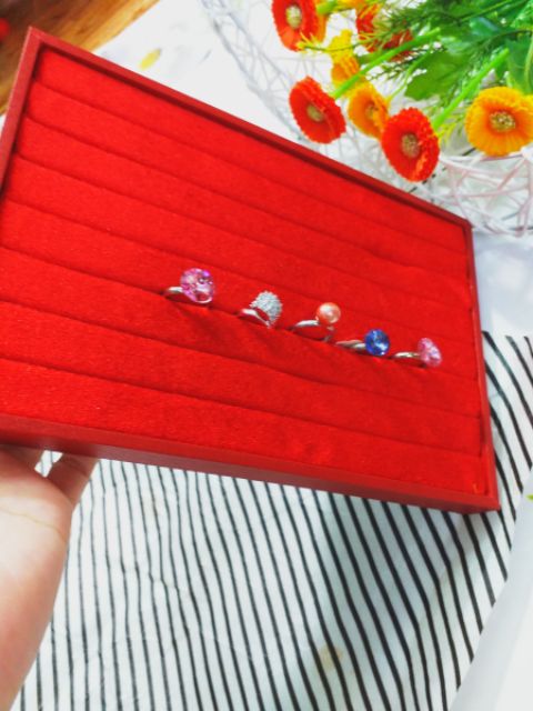 Khay nhung trưng bày nhẩn cao cấp