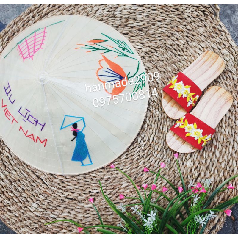 Combo nón lá thêu và guốc thêu dành cho bé