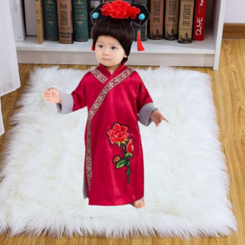 Áo dài  cách cách cho bé cực kì đáng yêu