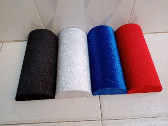 Gối nhung trưng bày vòng tay cao cấp