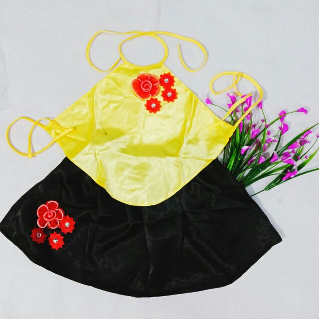 Váy yếm cho bé gái