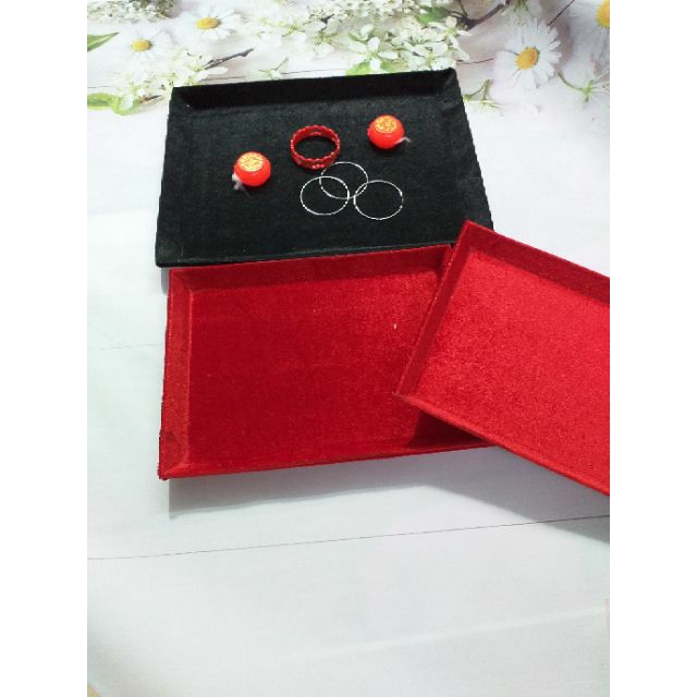 Khay nhung trưng bày trang sức