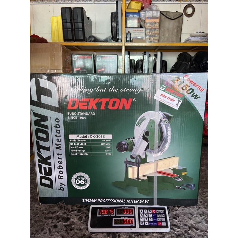 Máy cắt nhôm DEKTON DK-305 2150W được sử dụng trong ngành kỹ thuật gia công nhôm sắt trong thiết kế xâydựng