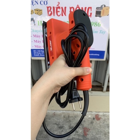 Máy chà nhám chữ nhật ACZ 99035 đánh bật tối ưu các bề mặt nhám làm bóng mịn.