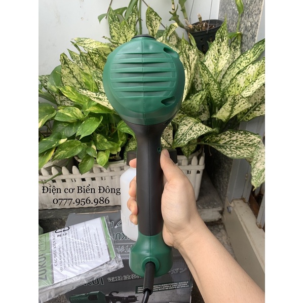Máy phun sơn Zukui ZK400 - 400W hoạt động bằng nguồn điện, là dụng cụ để sơn vật liệu